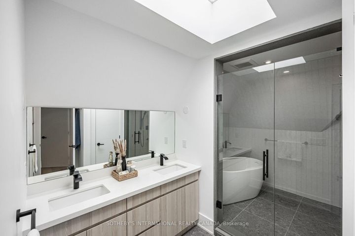 Photo 33 at 6 Twenty Fifth Street, Long Branch, Toronto
