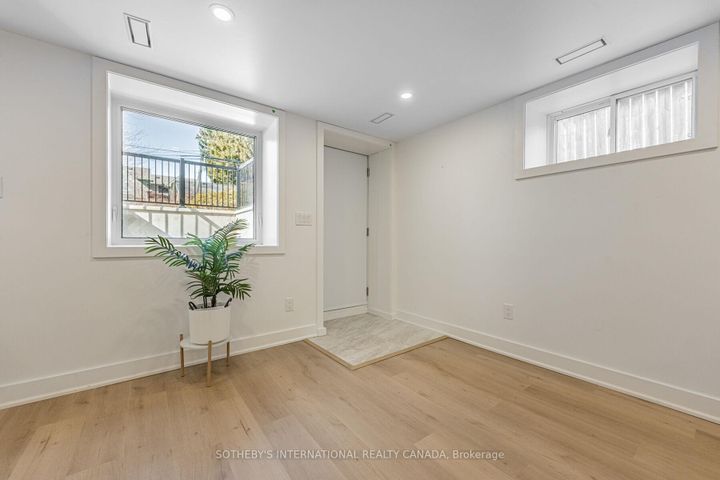 Photo 34 at 6 Twenty Fifth Street, Long Branch, Toronto