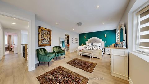 Photo 25 at 31 Mulholland Drive, Beverley Glen, Vaughan