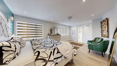Photo 27 at 31 Mulholland Drive, Beverley Glen, Vaughan