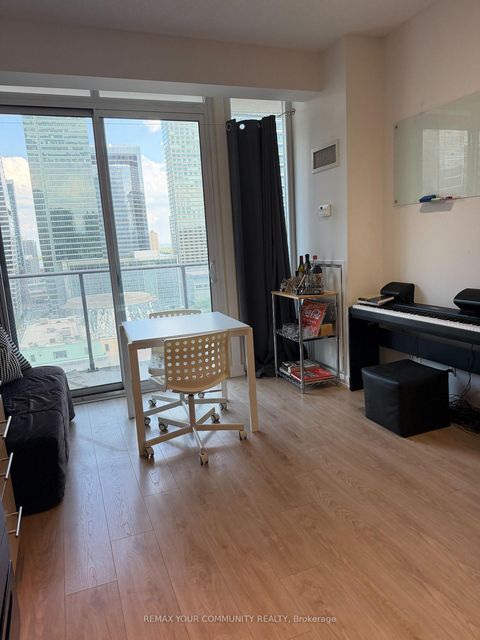 Photo 4 at 1809 - 126 Simcoe Street, Waterfront Communities C1, Toronto