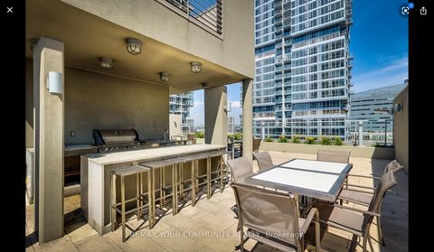 Photo 9 at 1809 - 126 Simcoe Street, Waterfront Communities C1, Toronto
