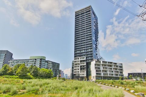 Photo 1 at 820 - 170 Bayview Avenue, Moss Park, Toronto