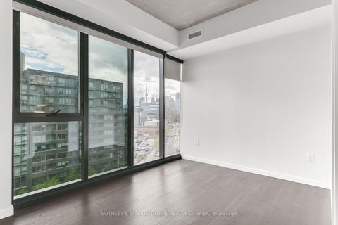 Photo 16 at 820 - 170 Bayview Avenue, Moss Park, Toronto
