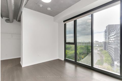 Photo 17 at 820 - 170 Bayview Avenue, Moss Park, Toronto