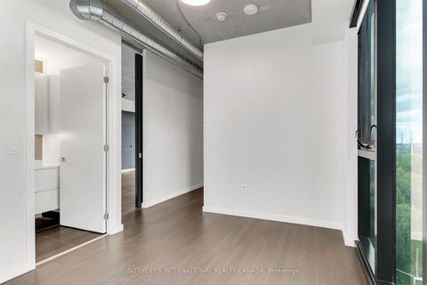 Photo 18 at 820 - 170 Bayview Avenue, Moss Park, Toronto