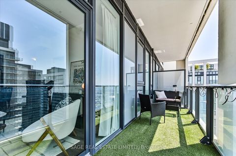 Photo 18 at 2518 - 9000 Jane Street, Concord, Vaughan