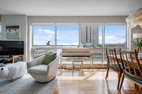 Photo 10 at 704 - 10 Queens Quay W, Waterfront Communities C1, Toronto