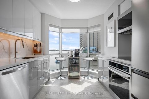 Photo 12 at 704 - 10 Queens Quay W, Waterfront Communities C1, Toronto