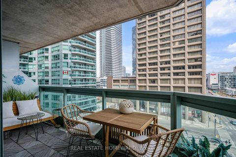 Photo 24 at 704 - 10 Queens Quay W, Waterfront Communities C1, Toronto