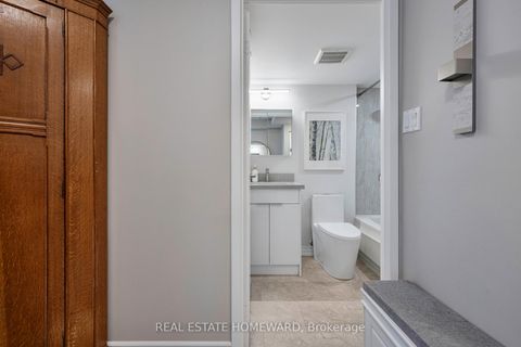 Photo 30 at 704 - 10 Queens Quay W, Waterfront Communities C1, Toronto