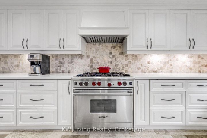 Photo 10 at 5167 Frybrook Court, Central Erin Mills, Mississauga