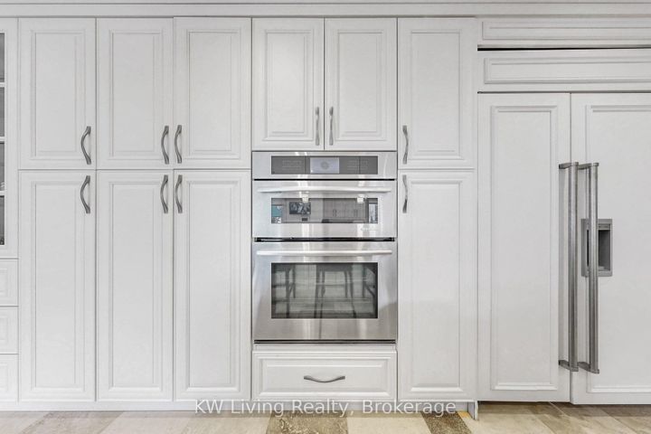 Photo 11 at 5167 Frybrook Court, Central Erin Mills, Mississauga