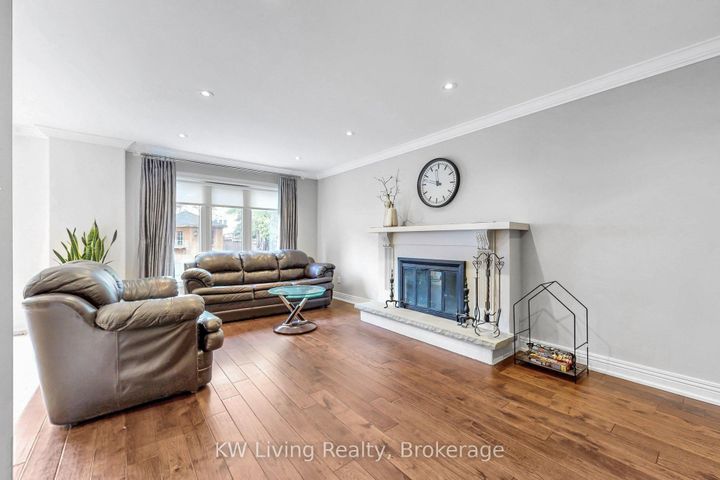 Photo 14 at 5167 Frybrook Court, Central Erin Mills, Mississauga