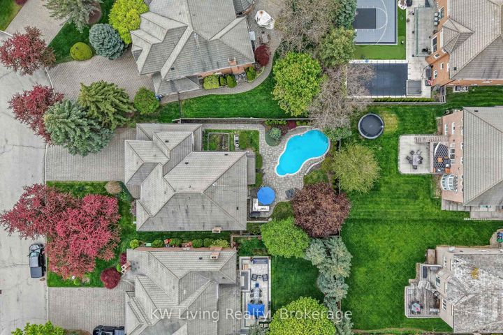 Photo 39 at 5167 Frybrook Court, Central Erin Mills, Mississauga