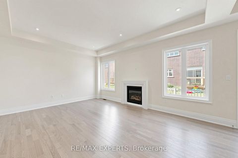 Photo 8 at 60 Bud Leggett Crescent, Keswick South, Georgina