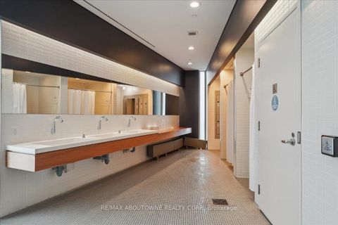 Photo 26 at 1901 - 75 Queens Wharf Road, Waterfront Communities C1, Toronto