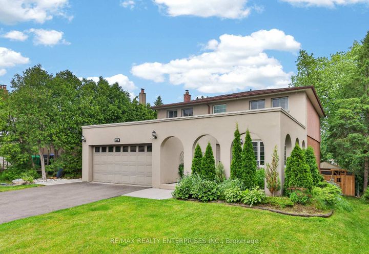 Photo 1 at 1441 Petrie Way, Clarkson, Mississauga