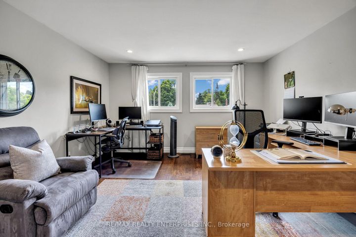 Photo 34 at 1441 Petrie Way, Clarkson, Mississauga