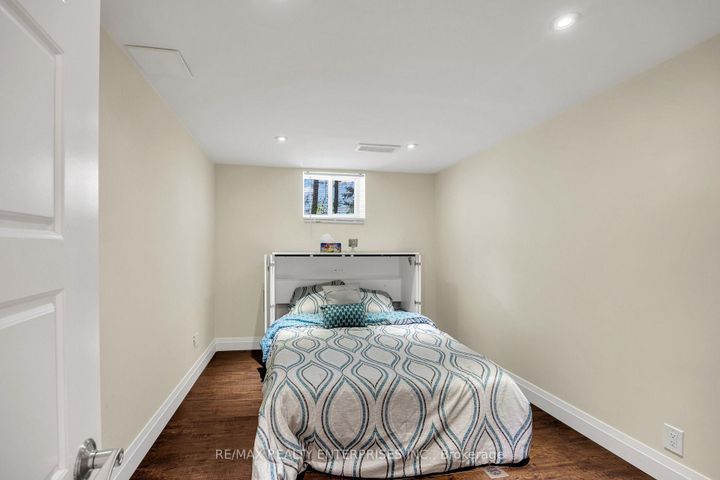 Photo 44 at 1441 Petrie Way, Clarkson, Mississauga