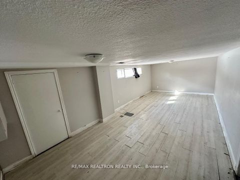 Photo 13 at 38 Southbourne Avenue, Westgate, Toronto
