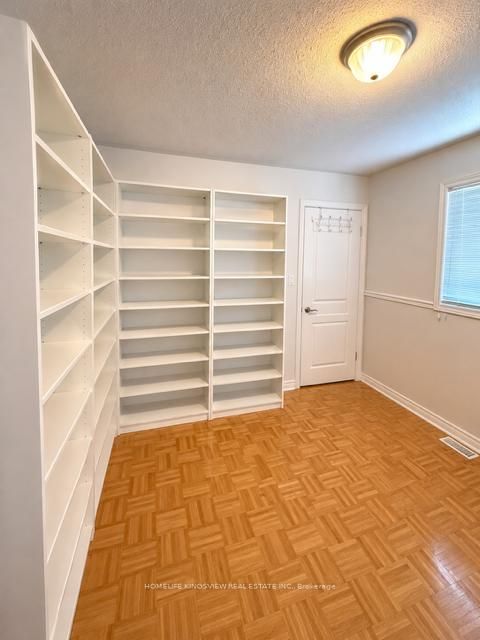 Photo 6 at 376 Vellore Avenue, Vellore Village, Vaughan