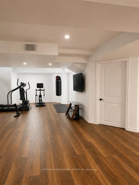 Photo 27 at 376 Vellore Avenue, Vellore Village, Vaughan