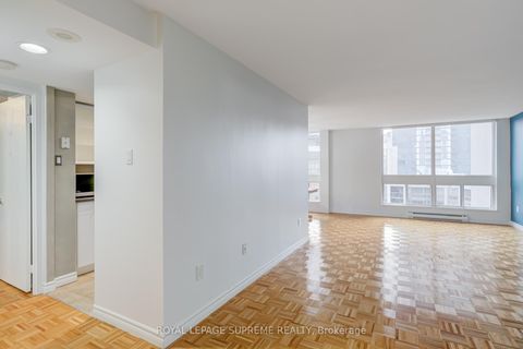Photo 5 at 1804 - 5 Kenneth Avenue, Willowdale East, Toronto