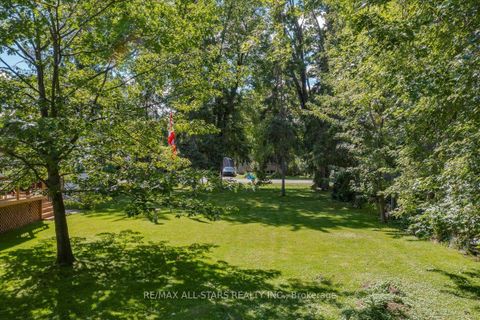 Photo 9 at 288 Woodycrest Avenue, Keswick South, Georgina