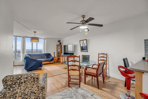 Photo 10 at 1207 - 10 Martha Eaton Way, Amesbury, Toronto
