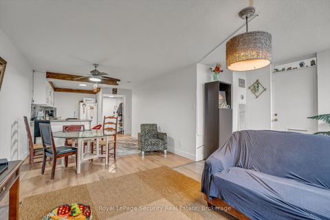 Photo 16 at 1207 - 10 Martha Eaton Way, Amesbury, Toronto