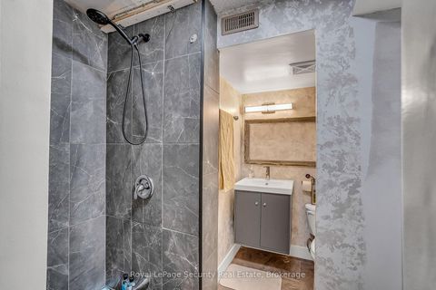 Photo 21 at 1207 - 10 Martha Eaton Way, Amesbury, Toronto