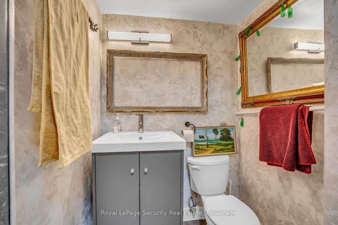 Photo 22 at 1207 - 10 Martha Eaton Way, Amesbury, Toronto