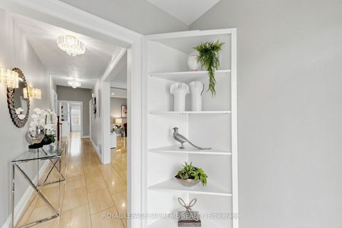 Photo 3 at 46 Chiswick Avenue, Amesbury, Toronto