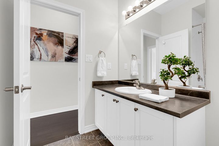 Photo 30 at 221 Clockwork Drive, Northwest Brampton, Brampton