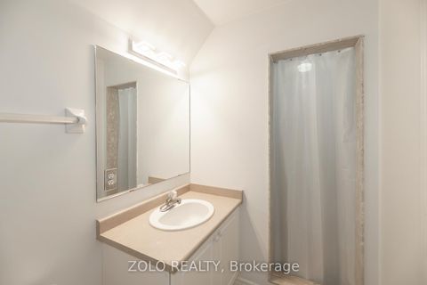 Photo 24 at 26 - 23 Observatory Lane, Observatory, Richmond Hill