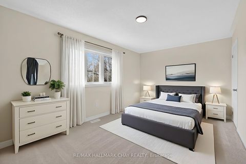 Photo 18 at 119 Cliff Thompson Court, Sutton & Jackson's Point, Georgina