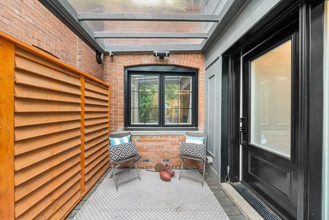 Photo 2 at 39 Standish Avenue, Moore Park, Toronto