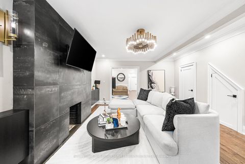 Photo 3 at 39 Standish Avenue, Moore Park, Toronto