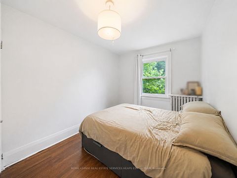 Photo 18 at 39 Standish Avenue, Moore Park, Toronto