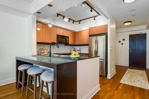 Photo 10 at 315 - 10 Delisle Avenue, St. Clair, Toronto
