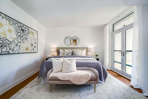 Photo 17 at 315 - 10 Delisle Avenue, St. Clair, Toronto