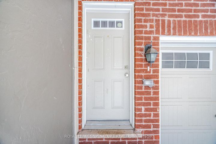 Photo 4 at 22 - 6020 Derry Road, HA Harrison, Milton