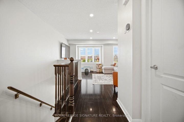 Photo 7 at 22 - 6020 Derry Road, HA Harrison, Milton