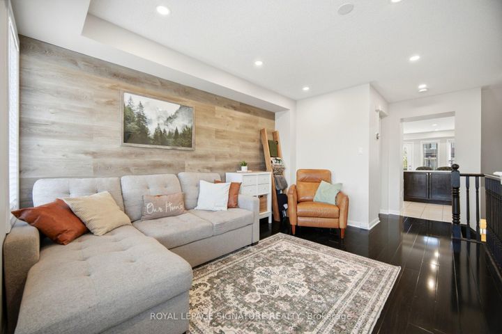 Photo 11 at 22 - 6020 Derry Road, HA Harrison, Milton