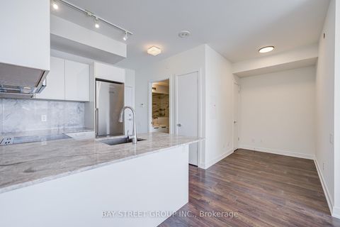 Photo 10 at 2706 - 57 St. Joseph Street, Bay Street Corridor, Toronto