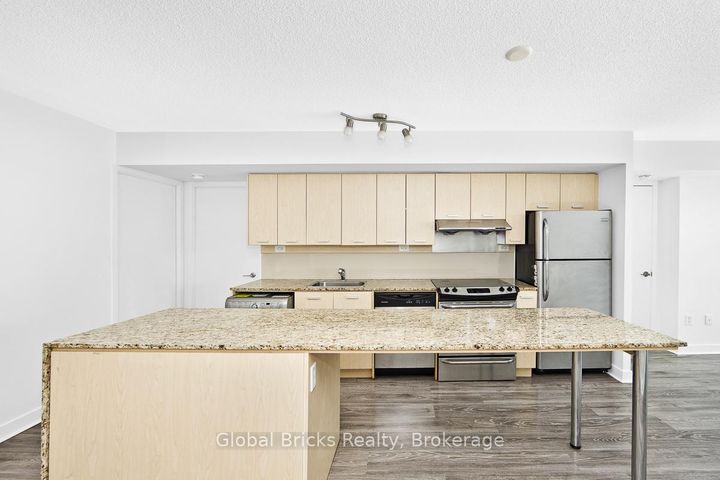 Photo 8 at 911 - 29 Singer Court, Bayview Village, Toronto
