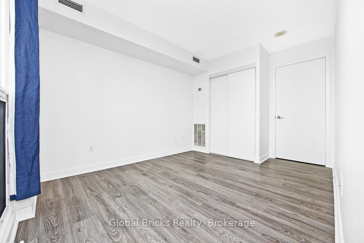 Photo 19 at 911 - 29 Singer Court, Bayview Village, Toronto