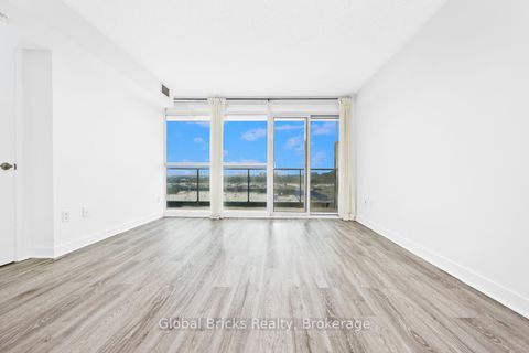 Photo 10 at 911 - 29 Singer Court, Bayview Village, Toronto