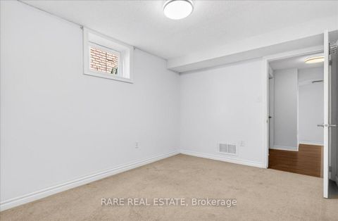 Photo 23 at 7 Michelle Drive, Painswick South, Barrie